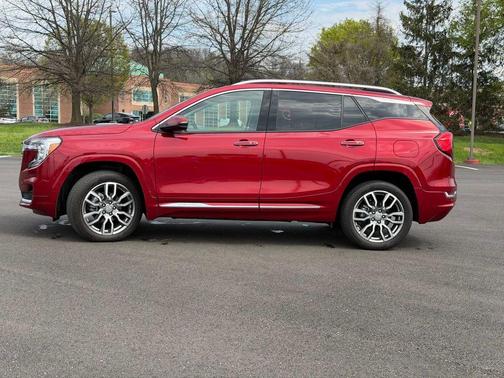 2024 GMC Terrain Denali