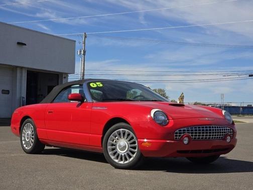 2005 Ford Thunderbird Deluxe