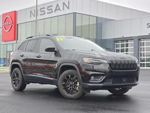 2023 Jeep Cherokee Altitude Lux