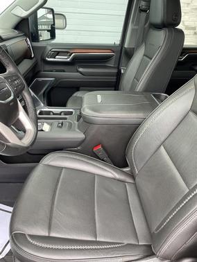 2024 GMC Sierra 2500 Denali