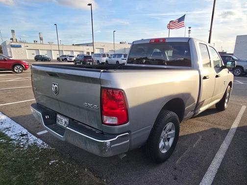 2024 RAM 1500 Classic SLT