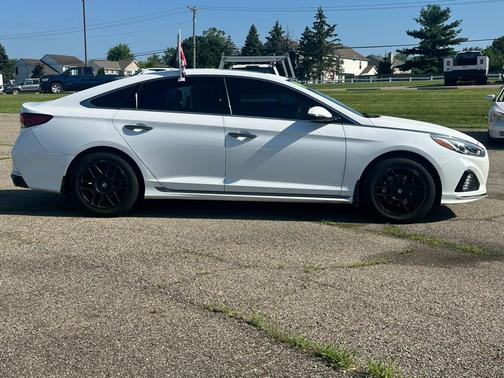 2019 Hyundai SONATA Sport