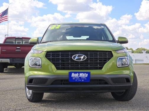 2022 Hyundai VENUE SE