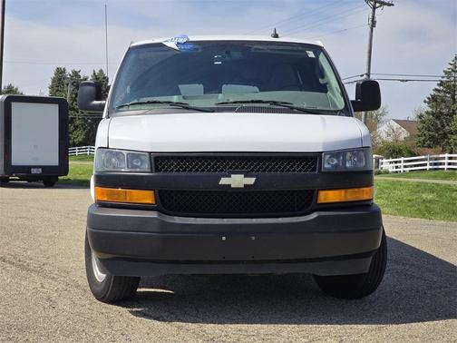 2022 Chevrolet Express 3500 LS