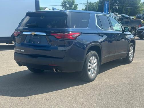 2022 Chevrolet Traverse LS