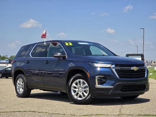 2022 Chevrolet Traverse LS