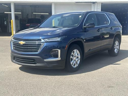 2022 Chevrolet Traverse LS