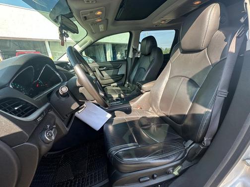 2015 Chevrolet Traverse 2LT