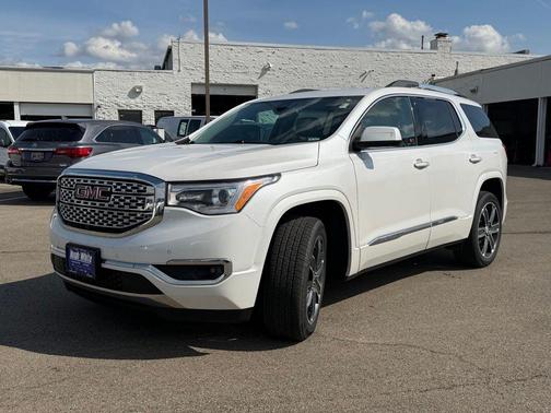 White Frost Tri-Coat 2018 GMC Acadia Denali