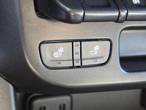 2022 GMC Canyon AT4 w/Leather