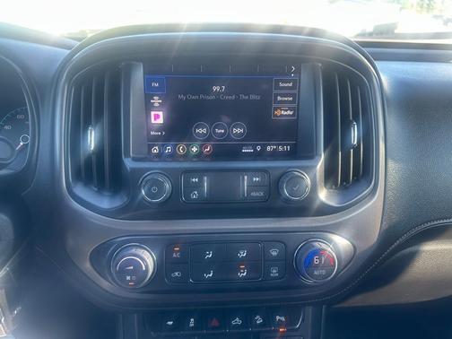2022 GMC Canyon AT4 w/Leather