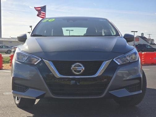 2022 Nissan Versa 1.6 SV