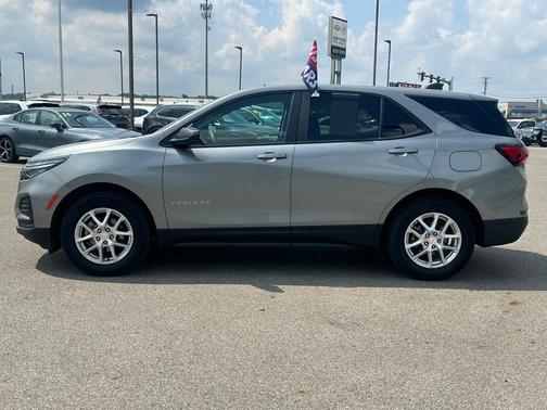 2023 Chevrolet Equinox LS