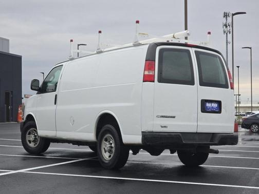 2017 Chevrolet Express 2500 Work Van