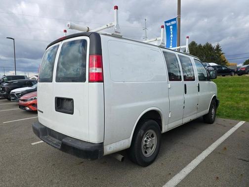 2017 Chevrolet Express 2500 Work Van