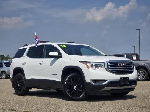 2019 GMC Acadia SLT-1