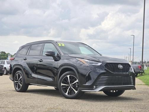 2022 Toyota Highlander XSE