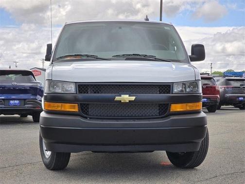 2025 Chevrolet Express 2500 Work Van
