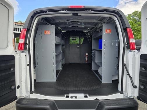 2025 Chevrolet Express 2500 Work Van