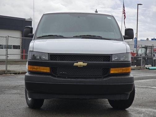 2025 Chevrolet Express 2500 Work Van