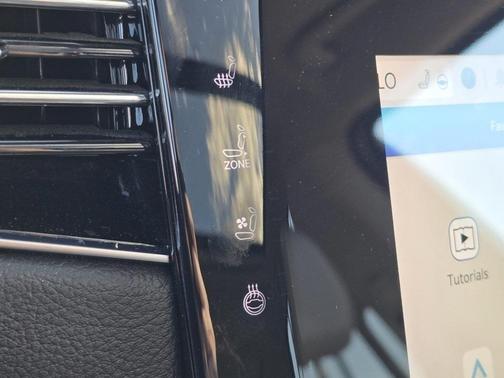 2023 Jeep Wagoneer Series III