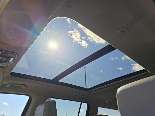 2023 Jeep Wagoneer Series III