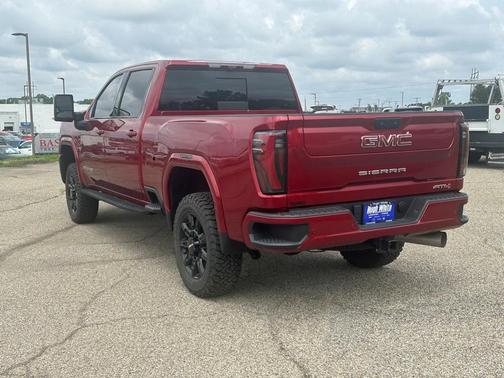 2024 GMC Sierra 2500 AT4
