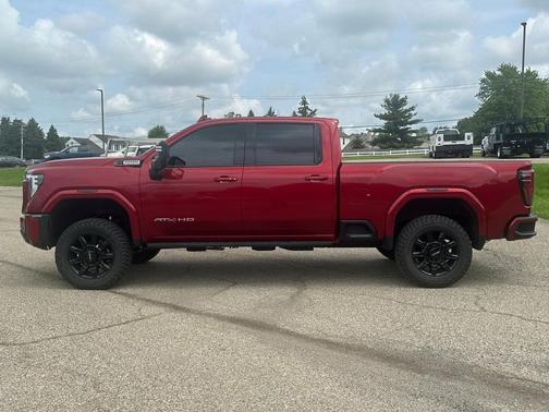 2024 GMC Sierra 2500 AT4