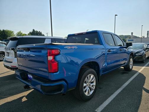 2022 Chevrolet Silverado 1500 Custom