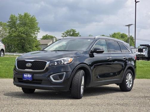 2017 Kia Sorento LX