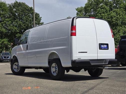 2025 Chevrolet Express 2500 Work Van