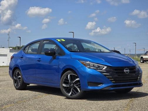 2023 Nissan Versa 1.6 SR
