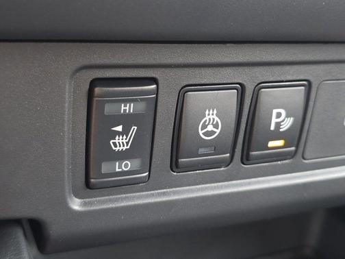Glacier White 2026 Nissan Frontier PRO-4X