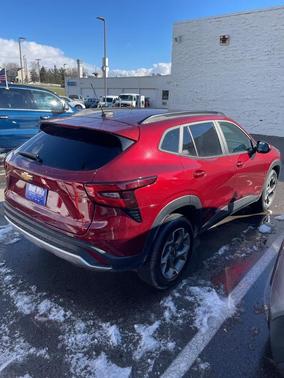 2024 Chevrolet Trax LT