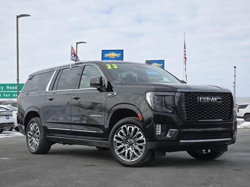 2023 GMC Yukon XL Denali Ultimate