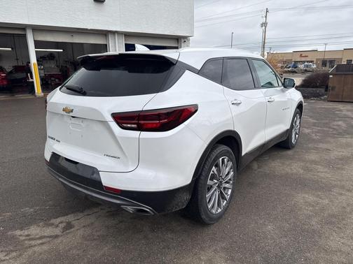 2023 Chevrolet Blazer Premier