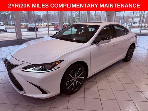 2024 Lexus ES 250 Base