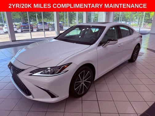 Eminent White Pearl 2025 Lexus ES 300h Premium