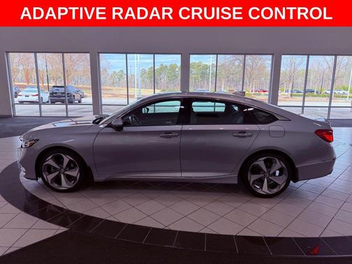 2019 Honda Accord Touring 2.0T