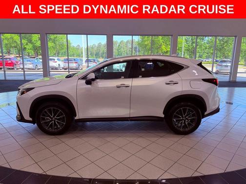 Eminent White Pearl 2024 Lexus NX 250 Premium