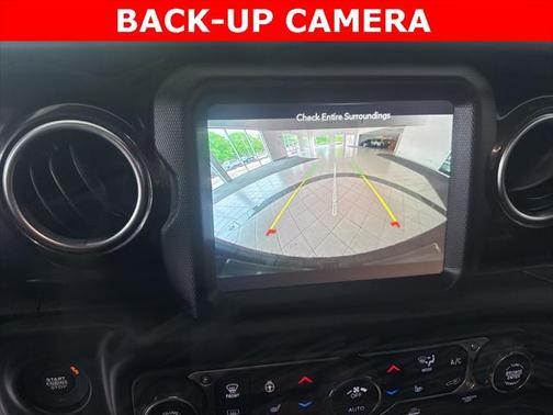 2023 Jeep Wrangler 4-Door Sahara Altitude 4x4