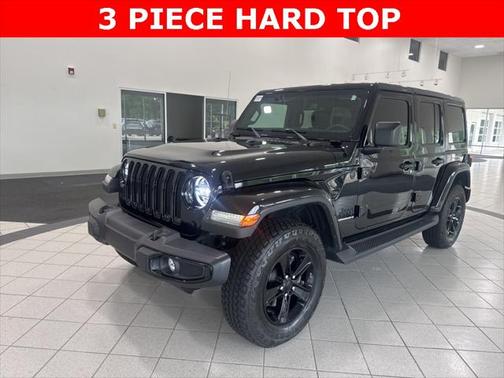 2023 Jeep Wrangler 4-Door Sahara Altitude 4x4