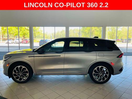 2024 Lincoln Nautilus Reserve