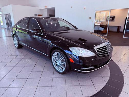 Black 2011 Mercedes-Benz S-Class 4MATIC