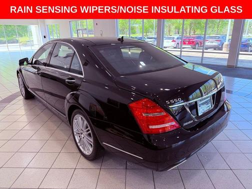 Black 2011 Mercedes-Benz S-Class 4MATIC