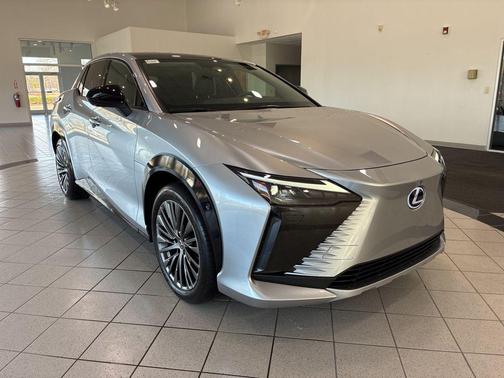 2023 Lexus RZ 450e Luxury