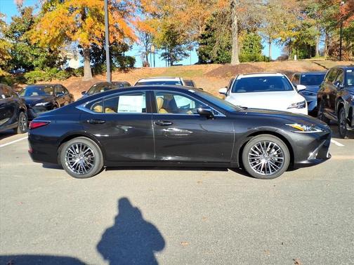 2025 Lexus ES 350 Base