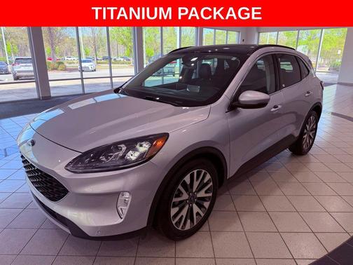 INGOT SILVER METALLIC 2020 Ford Escape Titanium