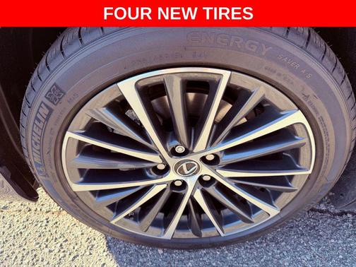 2023 Lexus ES 350 Base