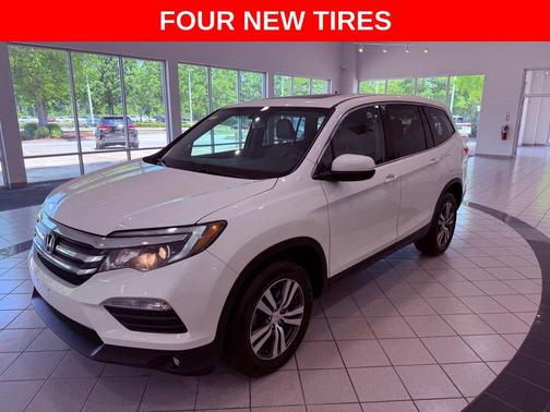 White Diamond Pearl 2016 Honda Pilot EX-L